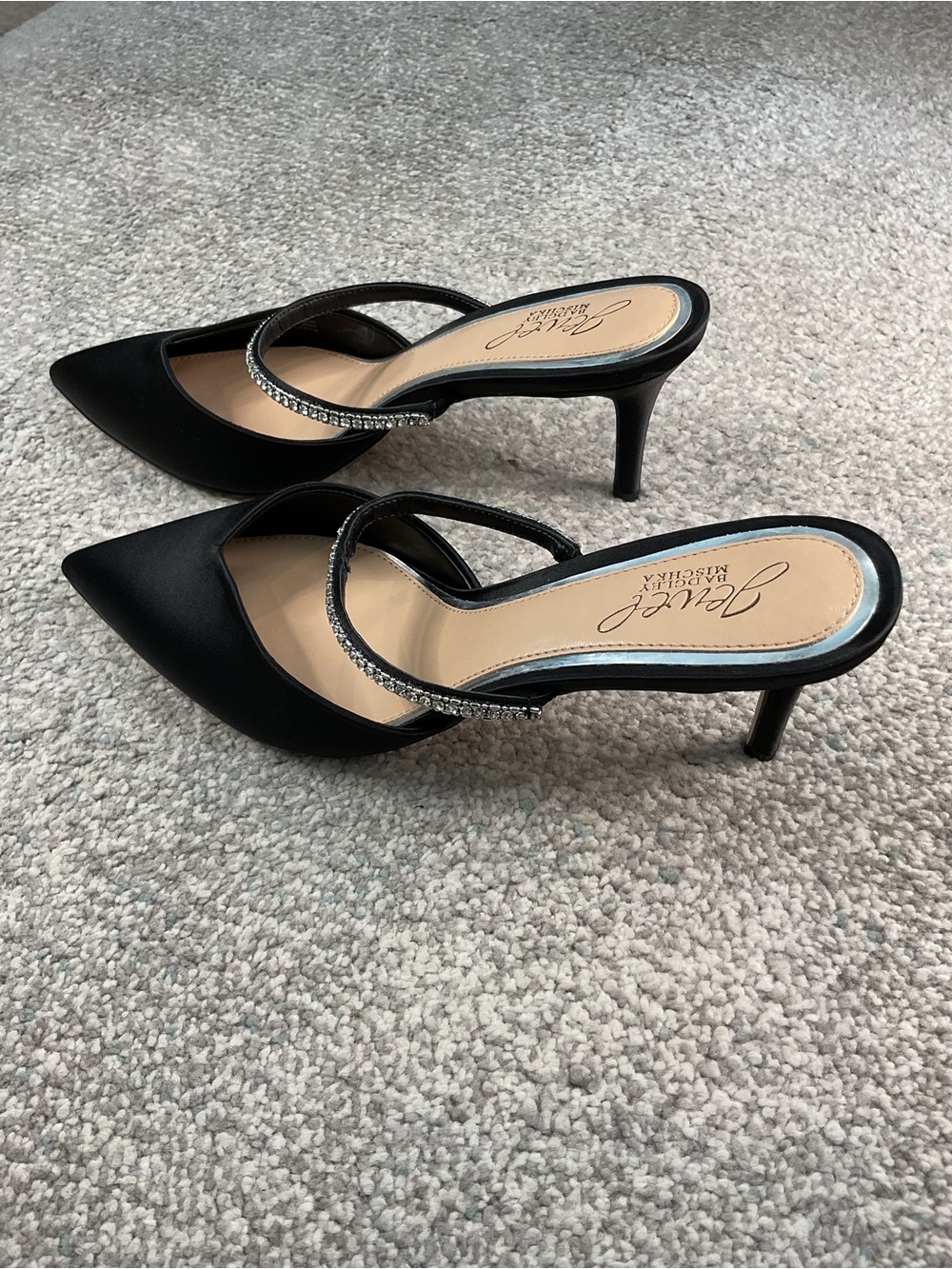 Jewel Badgley Mischka Jan Black Satin Rhinestone Mule Pumps Heels Size 7.5 (NIB) - Picture 8 of 15